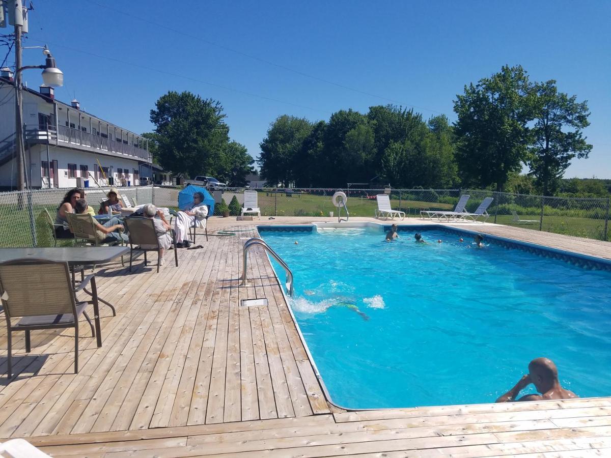Acadia Sunrise Motel Trenton Dış mekan fotoğraf