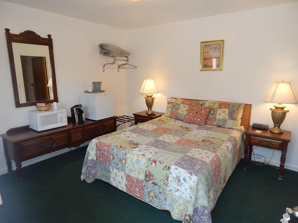 Acadia Sunrise Motel Trenton Oda fotoğraf